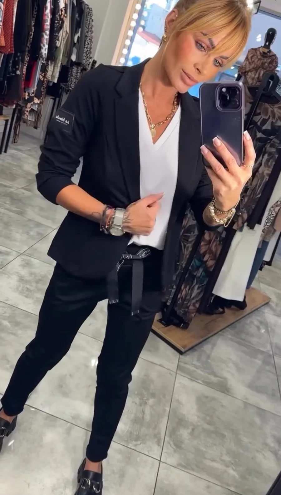 Ksenia | Conjunto confeccionado con blazer suave y joggers holgados