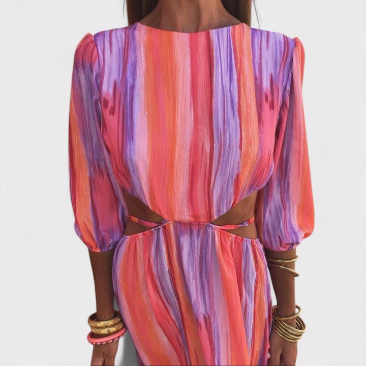 Paloma - Elegante vestido con cortes