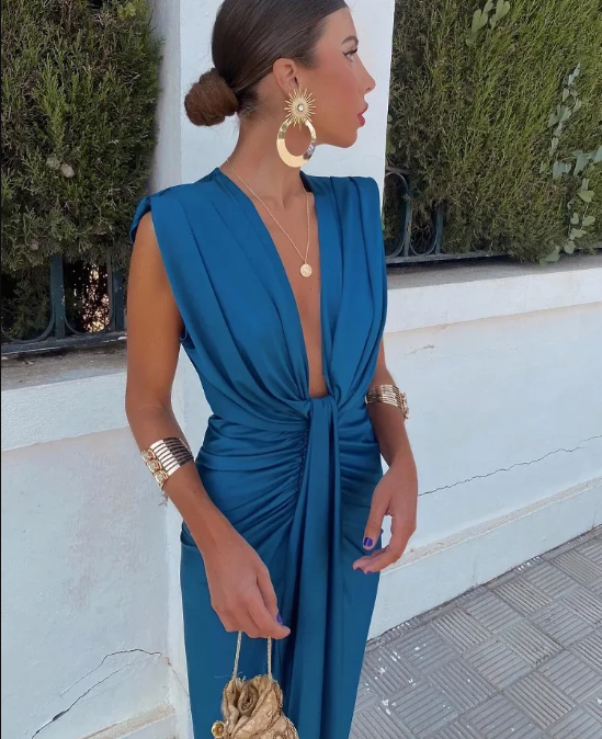 ALEJANDRA | Vestido de fiesta con escote profundo en forma de V